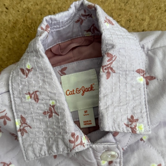 NWT Cat & Jack Purple Floral Quilted Jacket 2T - Picture 2 of 3